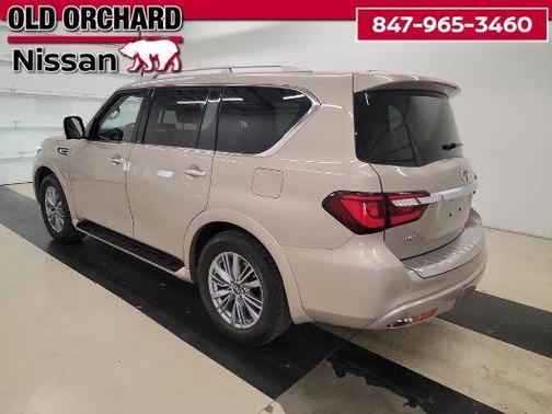 2023 INFINITI QX80 Luxe
