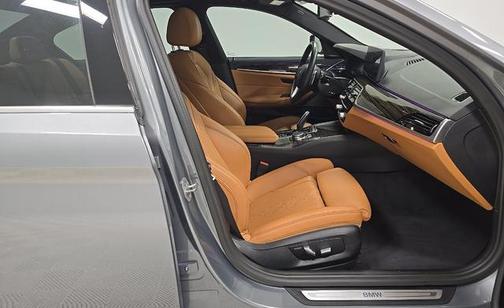 Skyscraper Gray Metallic 2023 BMW 530 i xDrive