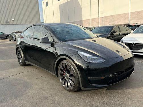 Black 2022 Tesla Model Y Performance Dual Motor All-Wheel Drive
