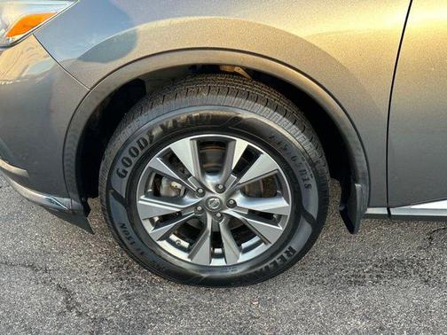 Gun Metallic 2016 Nissan Murano S