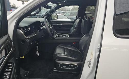 2022 Jeep Wagoneer Series III 4x4