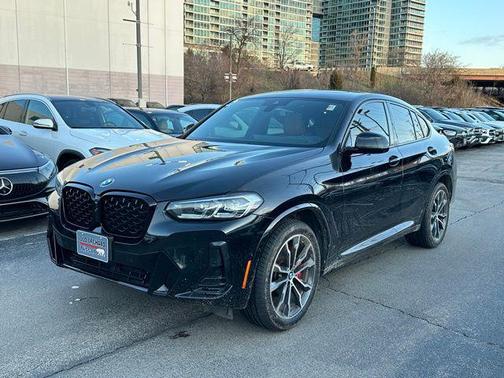 Black 2022 BMW X4 xDrive30i