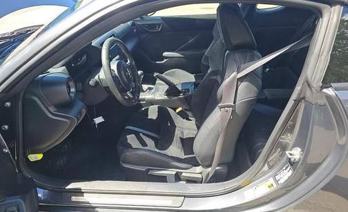 Pavement 2023 Toyota GR86 Premium