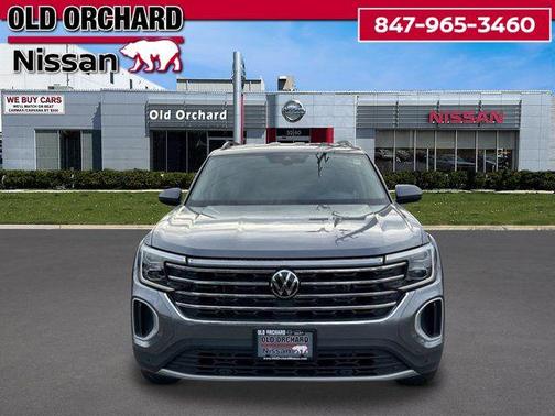 Platinum Gray Metallic 2025 Volkswagen Atlas 2.0T SE w/Technology 4MOTION