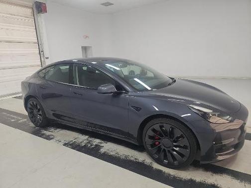 2023 Tesla Model 3 Performance