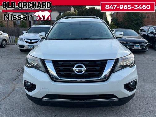 2020 Nissan Pathfinder SV