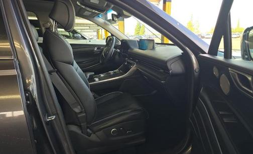 2023 Genesis GV80 2.5T