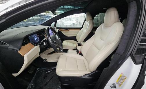 2021 Tesla Model X Long Range Dual Motor All-Wheel Drive