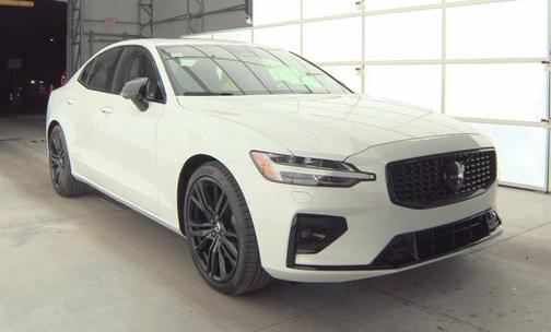 2024 Volvo S60 B5 Plus Black Edition