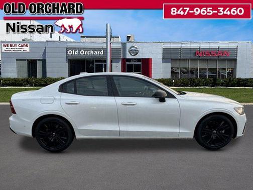 2024 Volvo S60 B5 Plus Black Edition