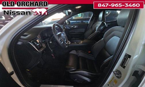 2024 Volvo S60 B5 Plus Black Edition