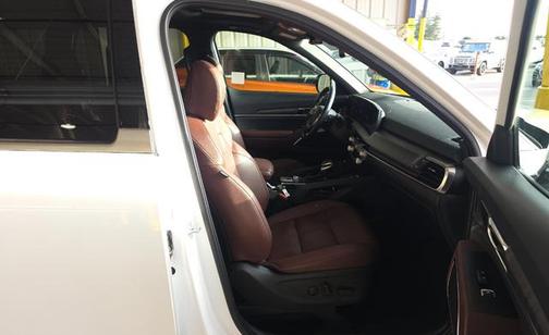 Glacial White Pearl 2024 Kia Telluride SX
