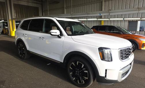 Glacial White Pearl 2024 Kia Telluride SX