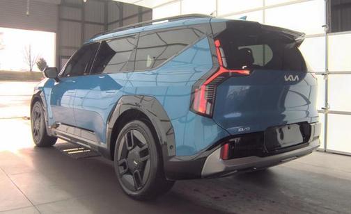 Ocean Blue 2024 Kia EV9 GT-Line