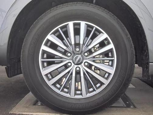 2023 Nissan Armada SL 4WD