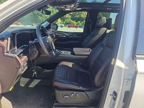 2022 Cadillac Escalade Sport Platinum