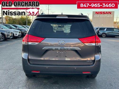 2014 Toyota Sienna XLE