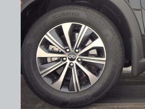 2023 INFINITI QX60 Pure