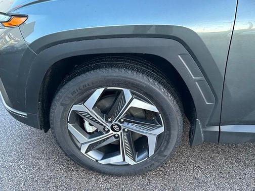 Amazon Gray 2023 Hyundai TUCSON SEL