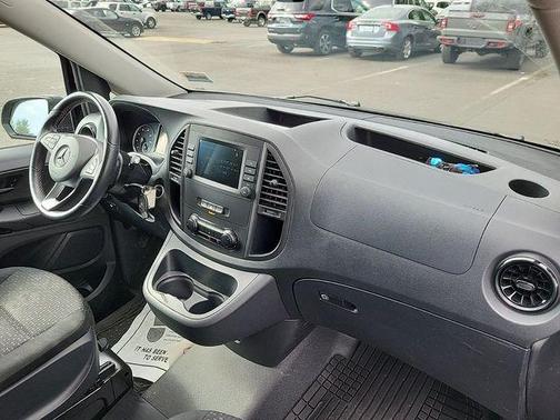 2021 Mercedes-Benz Metris Base