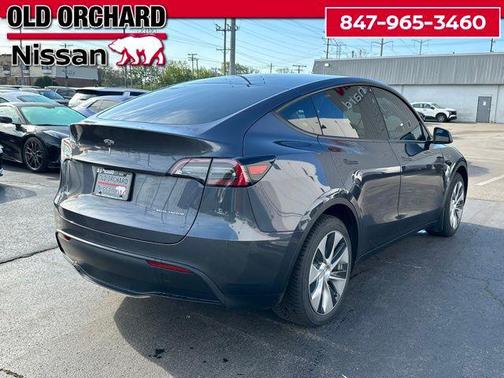 2023 Tesla Model Y Long Range Dual Motor All-Wheel Drive