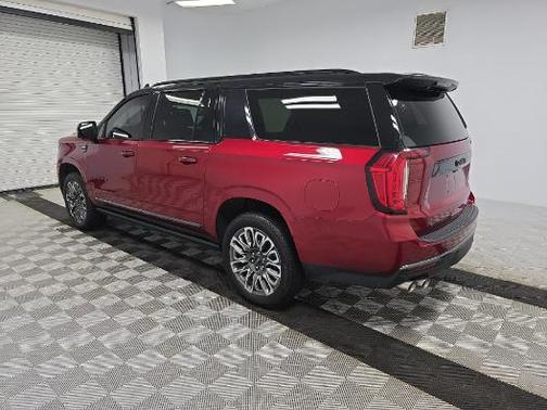 2023 GMC Yukon XL Denali Ultimate