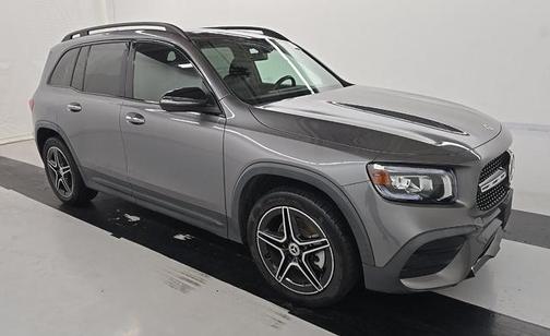Gray 2023 Mercedes-Benz GLB 250 4MATIC