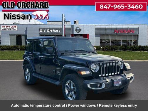 Black Clearcoat 2022 Jeep Wrangler Unlimited Sahara