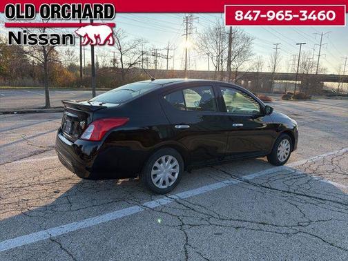 2016 Nissan Versa 1.6 SV