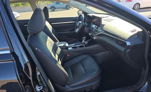 2024 Nissan Altima SR Intelligent AWD