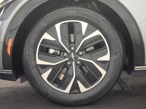 2024 Kia EV6 Wind