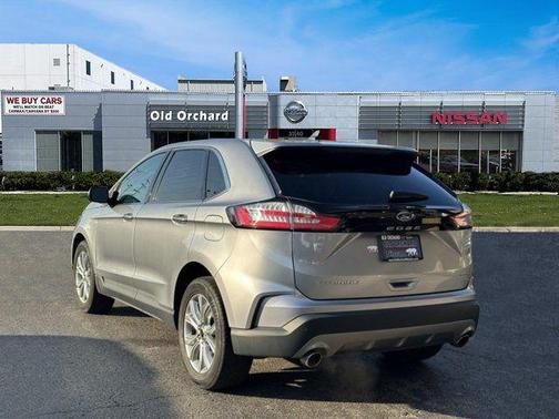 Iconic Silver Metallic 2024 Ford Edge Titanium