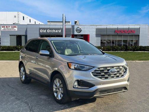 Iconic Silver Metallic 2024 Ford Edge Titanium