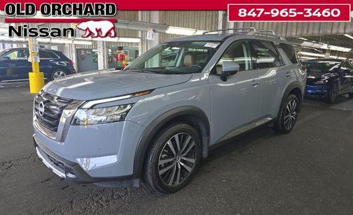 2025 Nissan Pathfinder Platinum 4WD