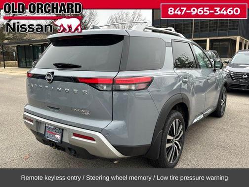 2025 Nissan Pathfinder Platinum 4WD