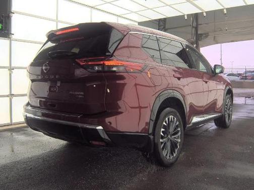2024 Nissan Rogue Platinum
