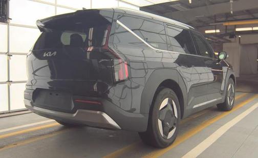 Panthera Metal 2025 Kia EV9 Wind