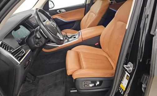 Black Sapphire Metallic 2022 BMW X7 xDrive40i