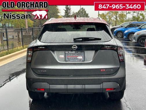 2025 Nissan Kicks SR
