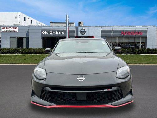 Black Diamond Pearl 2024 Nissan Z NISMO Auto