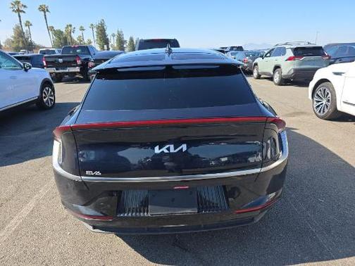 2024 Kia EV6 Wind