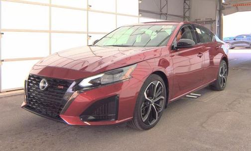 2023 Nissan Altima SR Intelligent AWD