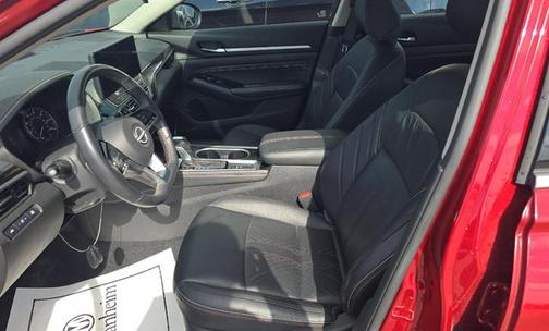 2023 Nissan Altima SR Intelligent AWD