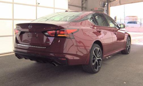 2023 Nissan Altima SR Intelligent AWD