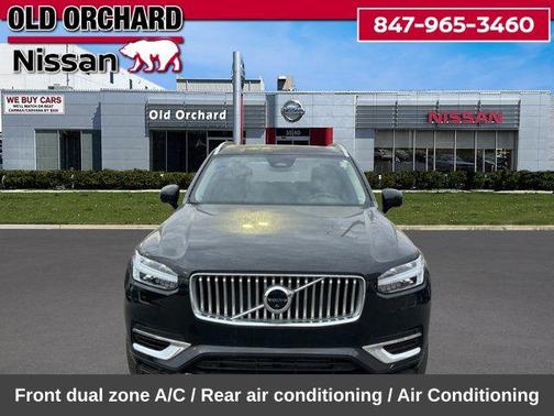 Onyx Black Metallic 2023 Volvo XC90 Recharge Plug-In Hybrid T8 Plus Bright Theme 7-Seater
