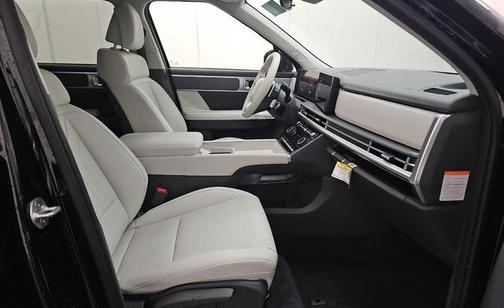 Phantom Black 2025 Hyundai SANTA FE SEL 2.4