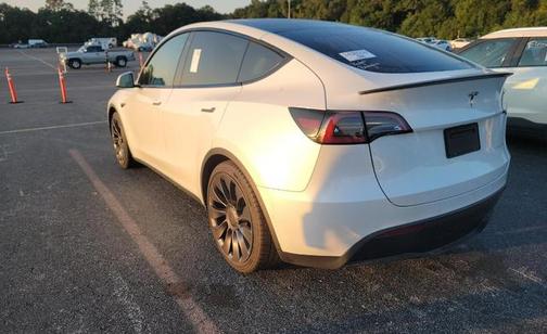 2022 Tesla Model Y Performance Dual Motor All-Wheel Drive