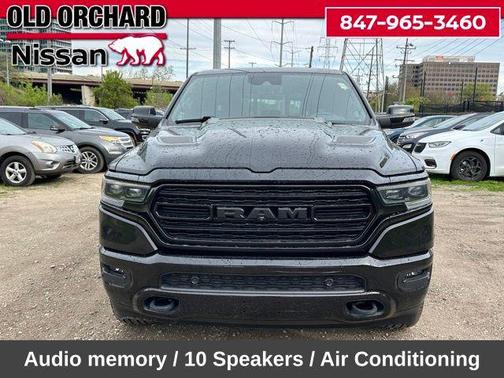 Diamond Black Crystal Pearlcoat 2023 RAM 1500 Limited