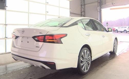 2024 Nissan Altima 2.5 SL