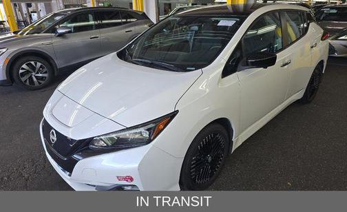 Super Black/Pearl White 2024 Nissan Leaf SV PLUS